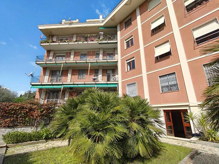 Appartamento quadrilocale in vendita in Zona Albaro Genova, Genova