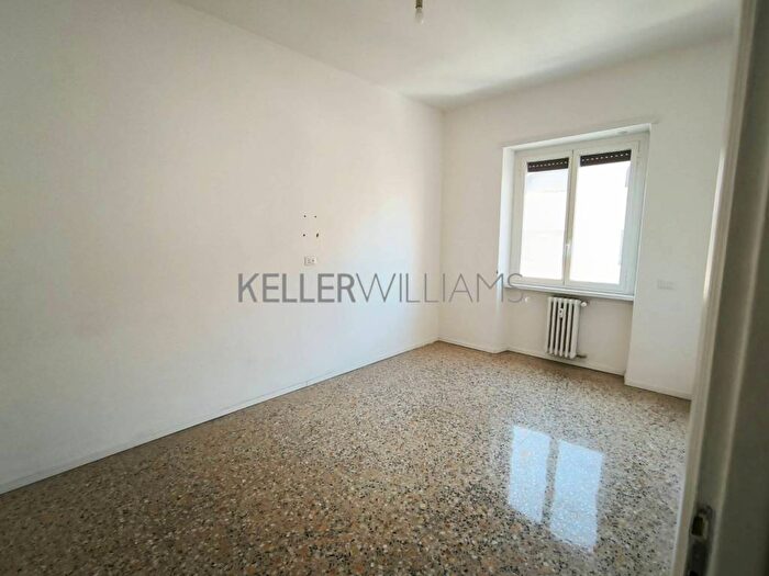 Appartamento trilocale in affitto in Via del Porto Fluviale, Ostiense, Roma