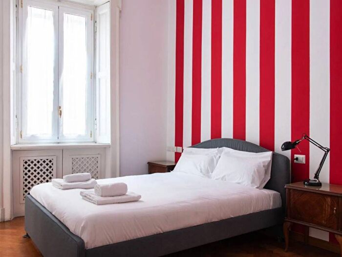 Appartamento trilocale in affitto in Via Ponte Vetero, Brera, Milano