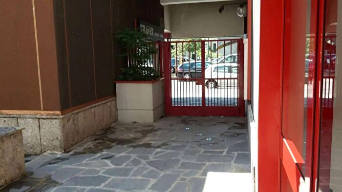 Appartamento trilocale in affitto in Via Ettore Ponti Milano, Milano