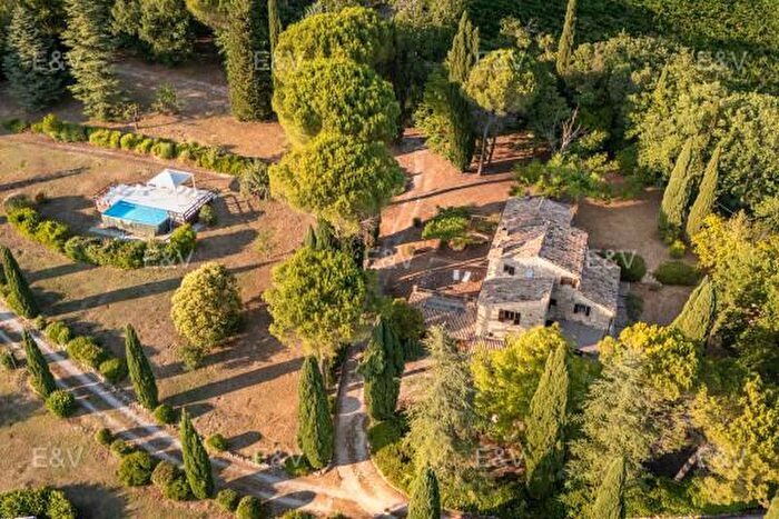 Casa con 6 locali in vendita in Via Case Vecchie, Baschi