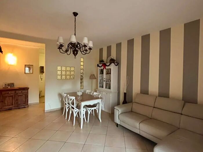 Appartamento con 5 locali in vendita in Carrara