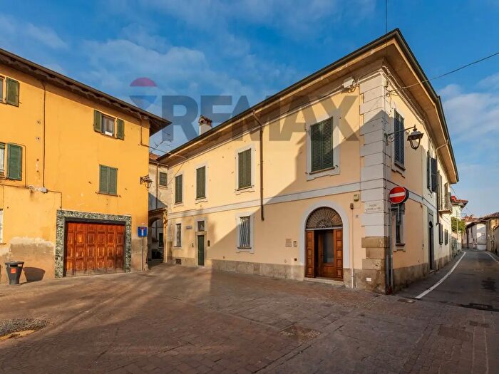 Appartamento trilocale in vendita in Vaprio DAdda