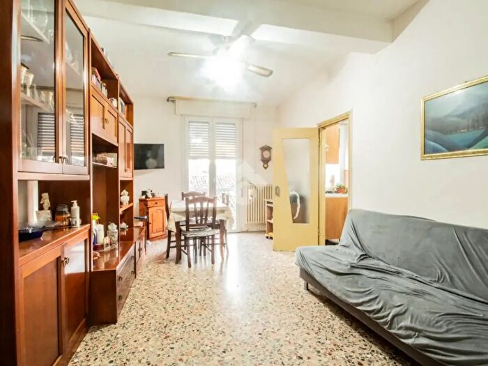 Appartamento trilocale in vendita in Via Casati, Correggio