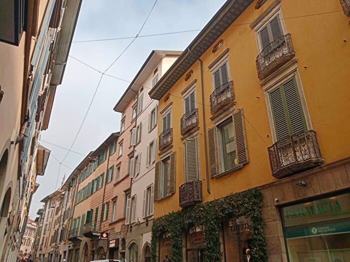 Appartamento bilocale in affitto in Via Sant Alessandro, Centro, Bergamo