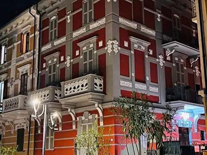 Appartamento con 5 locali in affitto in Viale FCavallotti, Porto San Giorgio