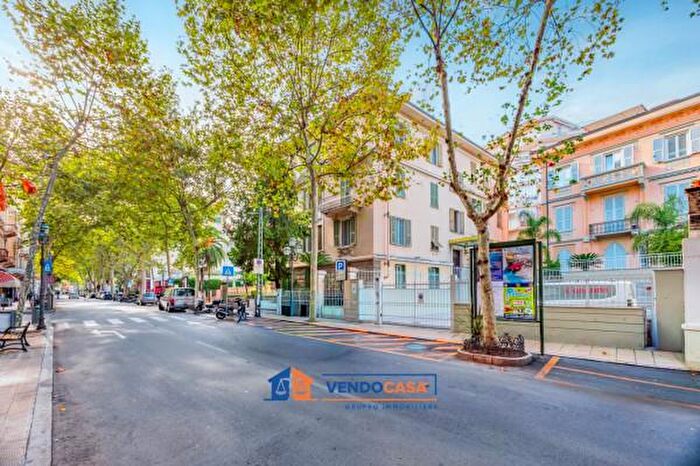 Appartamento quadrilocale in vendita in Corso Giuseppe Garibaldi, Sanremo
