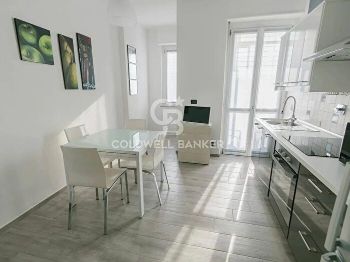 Appartamento trilocale in vendita in Via Tiziano Vecellio, Torino