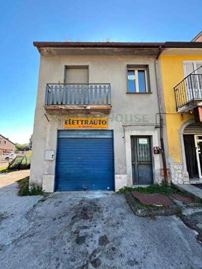 Appartamento trilocale in vendita in Viale Italia Snc, Avellino