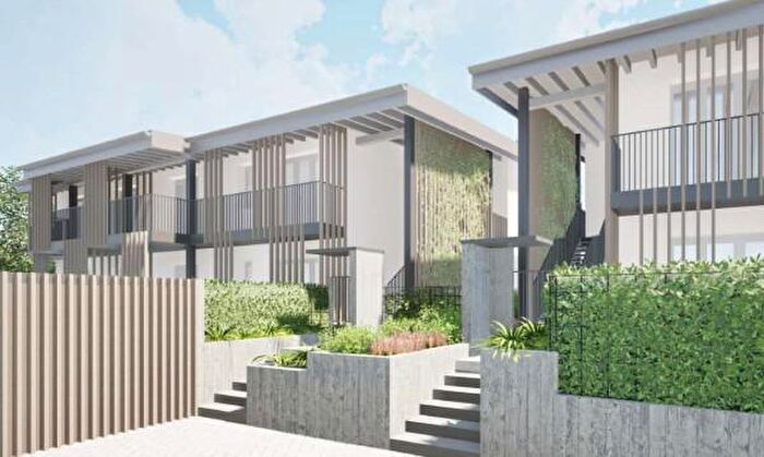 Appartamento trilocale in vendita in Via Milano, Somma Lombardo