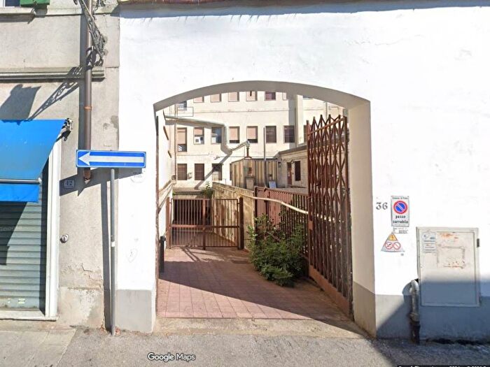 Casa in affitto in Via Luigi Muzzi, Centro Storico Duomo, Prato