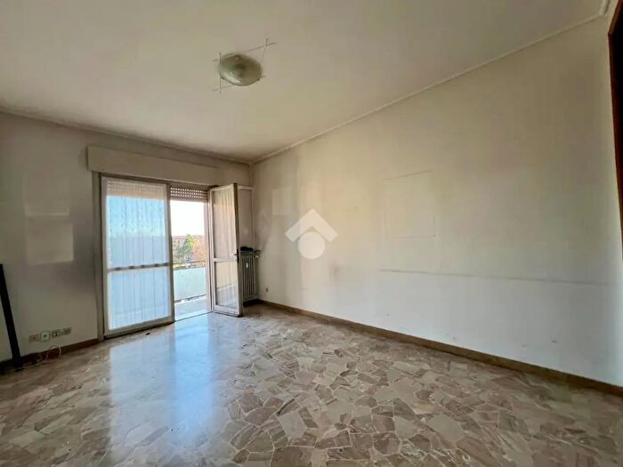 Appartamento trilocale in vendita in Piazzale Michelangelo, Mantova