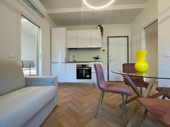 Appartamento bilocale in vendita in Via Tolentino, Milano