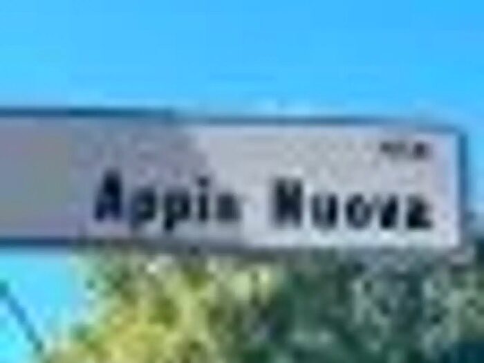 Casa quadrilocale in vendita in Via Basiliolo, Roma