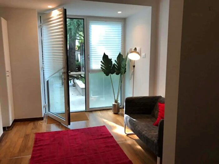 Appartamento monolocale in affitto in Via Privata Chioggia, Milano