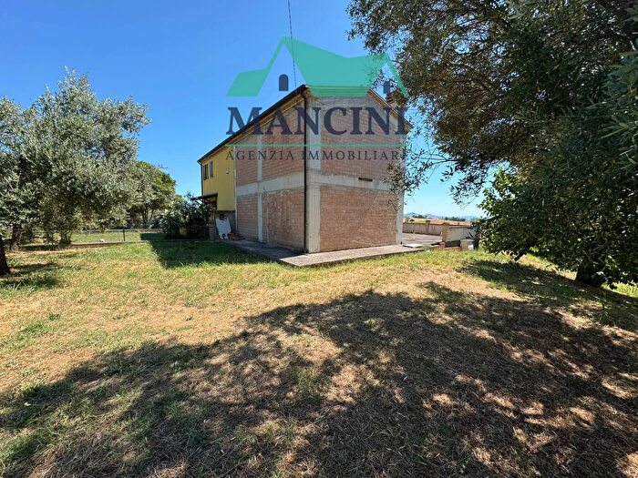 Casa con 5 locali in vendita in Federico Conti, Santa Maria Nuova