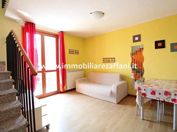 Appartamento bilocale in vendita in Piazza Matteotti, Canegrate