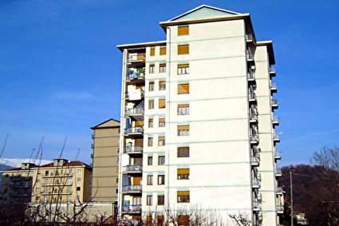 Appartamento quadrilocale in vendita in Via Ivrea, Montalto Dora