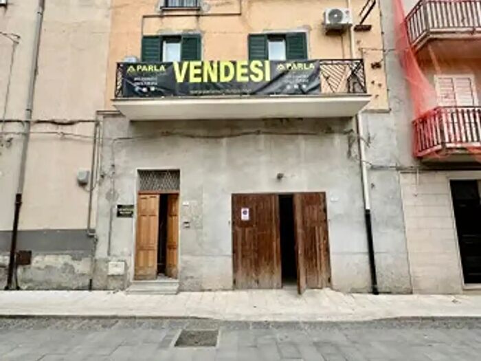 Casa con 6 locali in vendita in Via San Giuseppe, Ravanusa