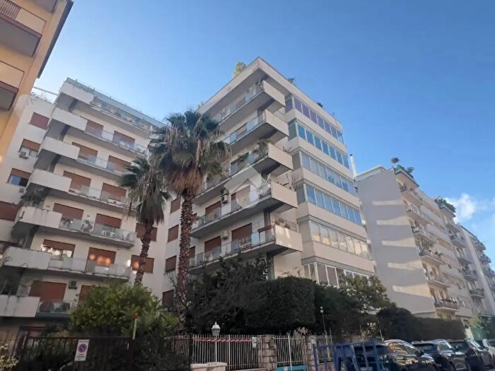 Appartamento bilocale in affitto in Via Veneto, Palermo