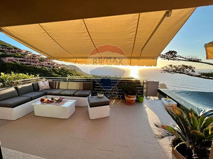 Casa con 5 locali in vendita in Lu Prunzilvuni, Trinità dAgultu e Vignola