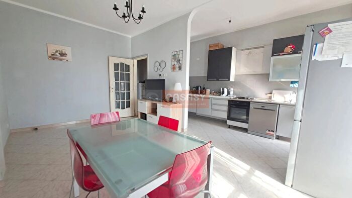 Appartamento con 5 locali in vendita in Via Patrioti, Albenga