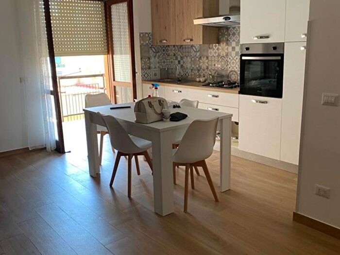 Appartamento quadrilocale in affitto in Via Vasco De Gama, Catanzaro Lido, Catanzaro