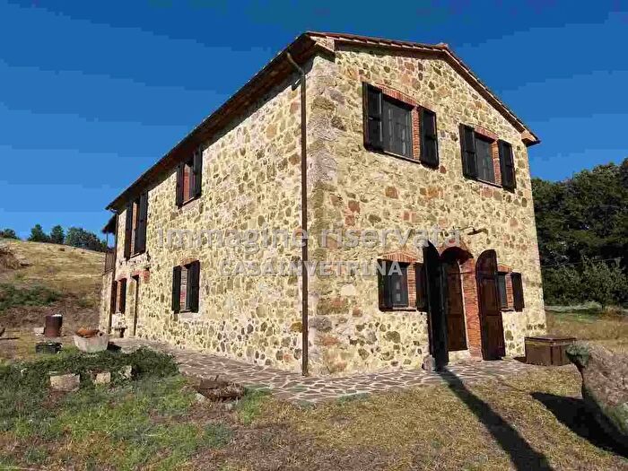 Casa con 6 locali in vendita in Localita Cancellone, Roccalbegna