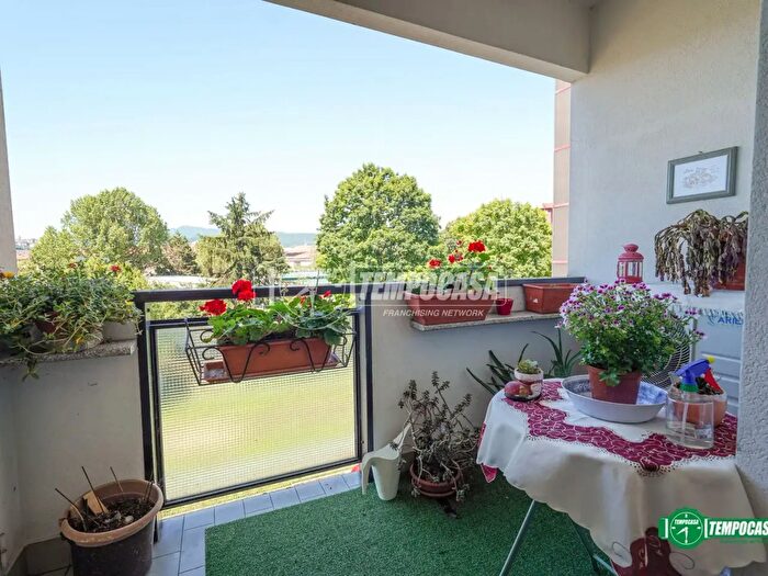 Appartamento trilocale in vendita in Via Betty Ambiveri, Bergamo