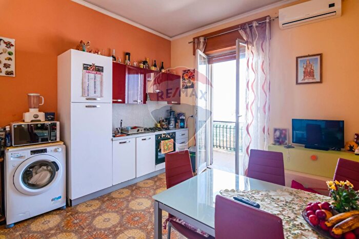 Appartamento quadrilocale in vendita in Via Giulio Cesare, Belpasso