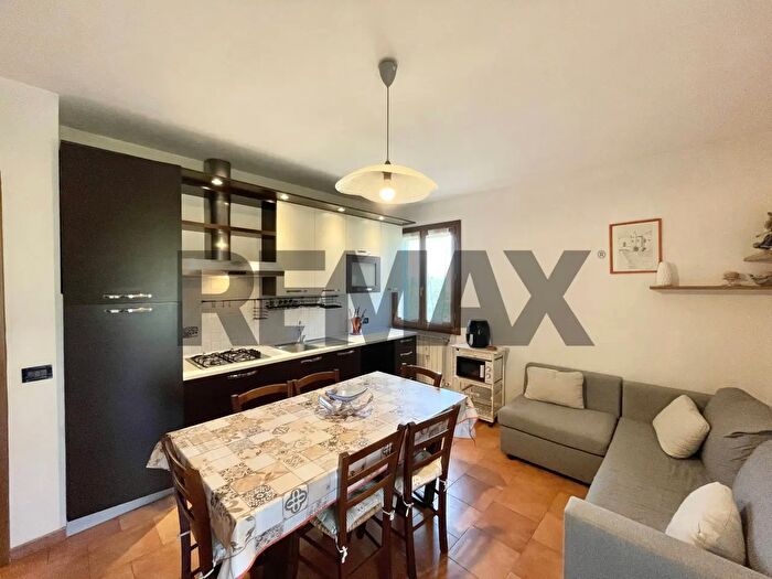 Appartamento trilocale in vendita in Via dei Castagni a, Barberino Di Mugello