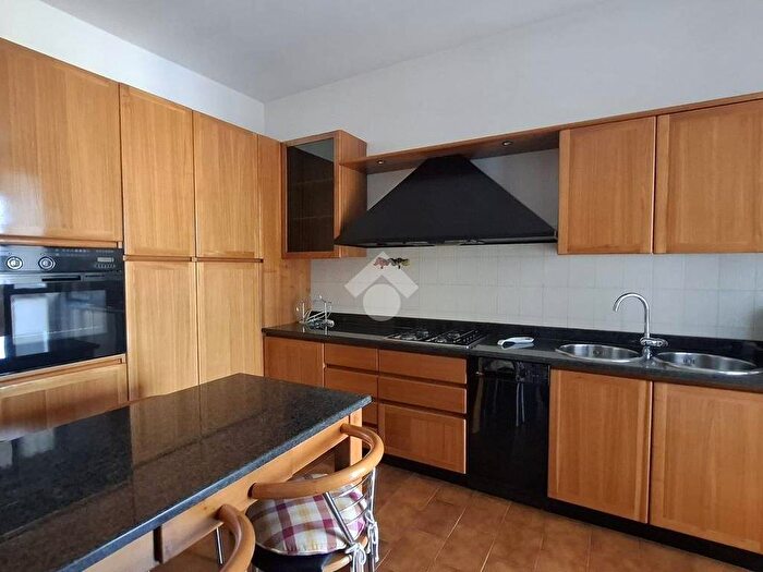 Appartamento trilocale in affitto in VIA, Centro, Ghedi