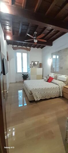 Appartamento con 7 locali in vendita in Firenze