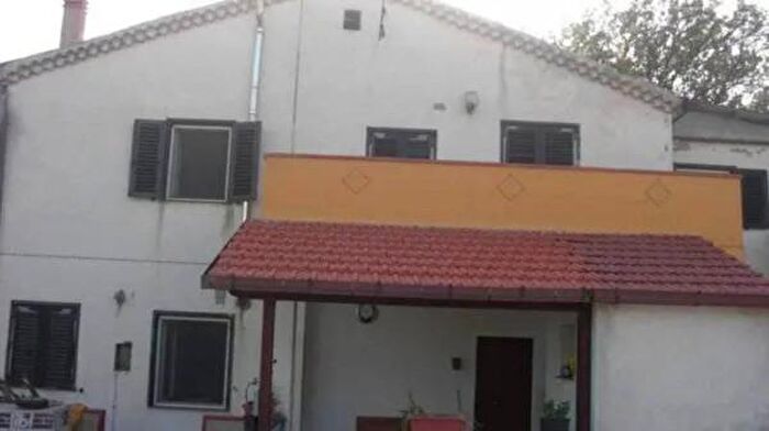 Casa con 5 locali in vendita in Contrada Pisciolo, Andretta