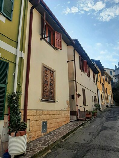 Casa trilocale in vendita in Via Casavetere, Fiuggi