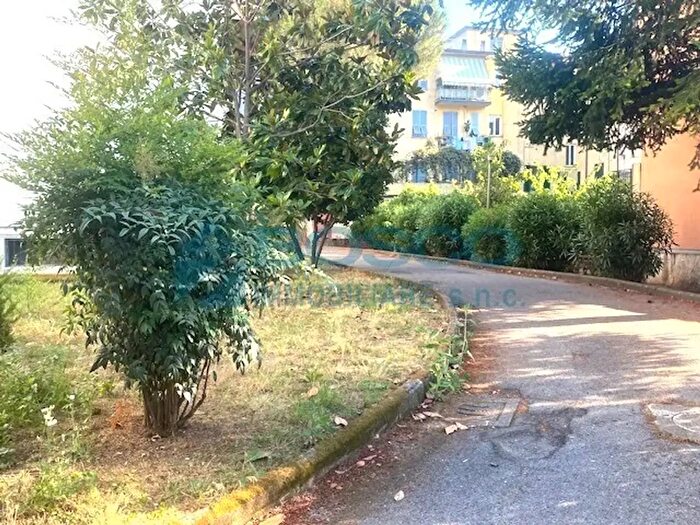 Appartamento con 5 locali in vendita in Via Agostino Falconi, La Spezia