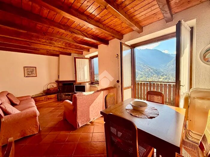 Appartamento trilocale in affitto in Via Guglielmo Marconi, Temu'