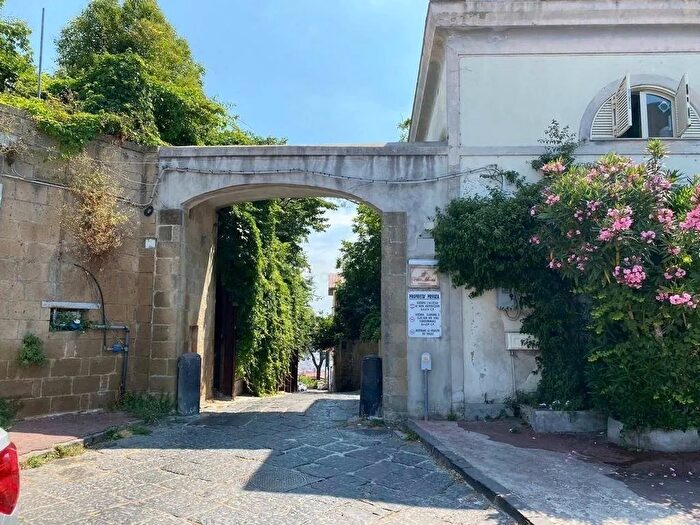 Appartamento bilocale in vendita in Via Alessandro Manzoni, Napoli