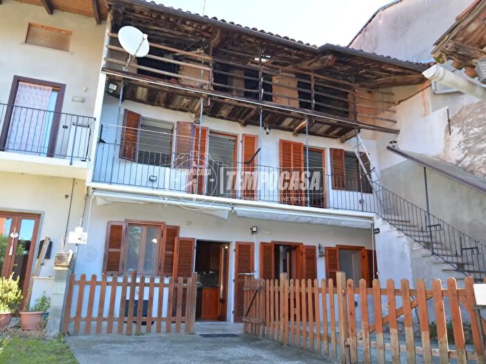 Casa con 5 locali in vendita in Via delle Alpi, Barbania
