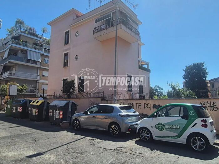 Appartamento bilocale in vendita in Via Achille Mauri, Roma