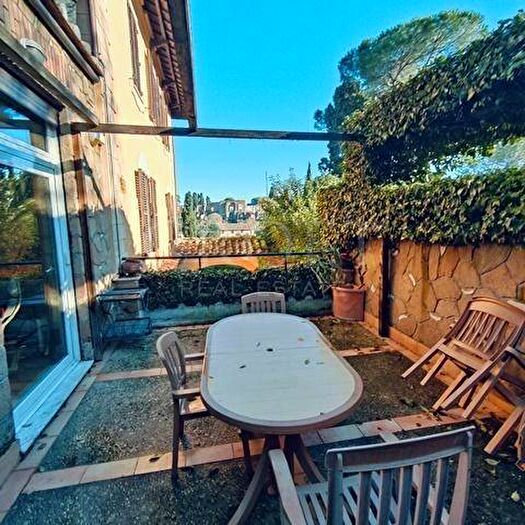 Appartamento quadrilocale in affitto in Aventino, Roma