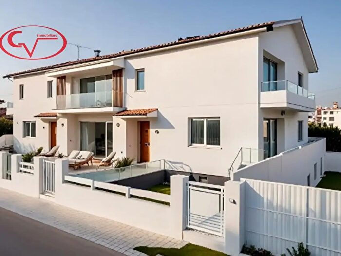 Appartamento trilocale in vendita in Strada di Mercatale Valdarno, Montevarchi