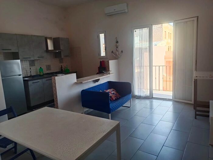 Appartamento con 10 locali in vendita in Mazara Del Vallo