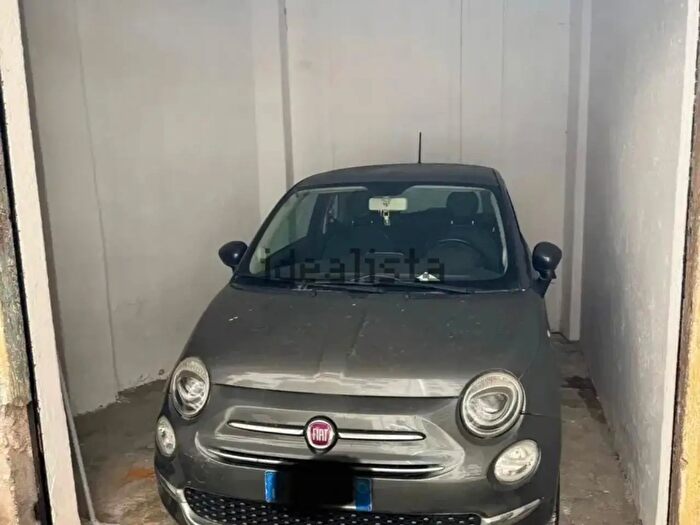 Appartamento in vendita in Via Gaspare Finali, Roma