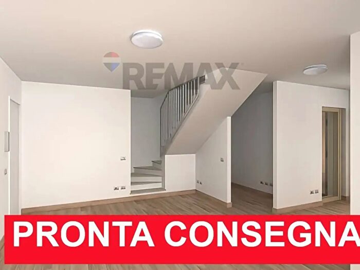 Appartamento trilocale in vendita in Via di Casalotti, Roma