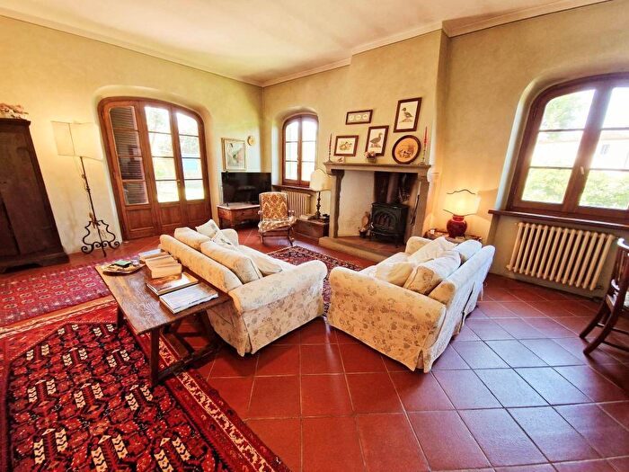 Casa con 6 locali in vendita in Centro, Quarrata