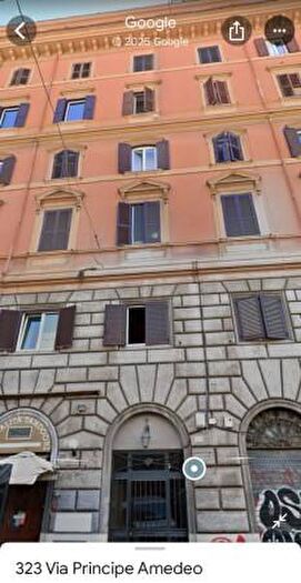 Appartamento quadrilocale in vendita in Via Principe Amedeo, Roma