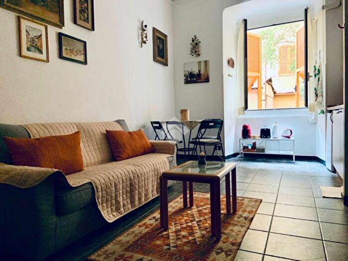 Appartamento monolocale in affitto in Via Antiochia, Foce, Genova