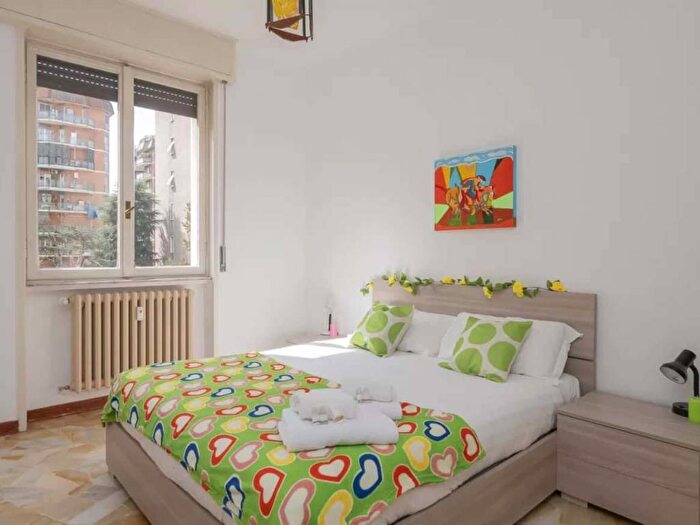 Appartamento bilocale in affitto in Via Privata delle Primule, Lorenteggio, Milano