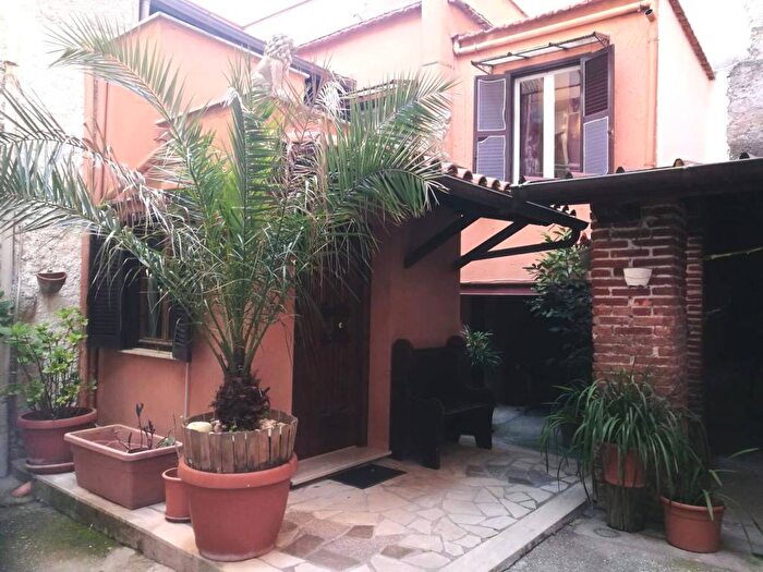 Appartamento bilocale in affitto in Via Bruno Annarumi, Centro Storico, Genzano di Roma